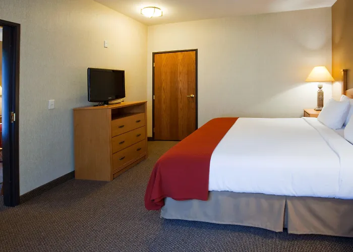Holiday Inn Express & Suites Custer-Mt Rushmore